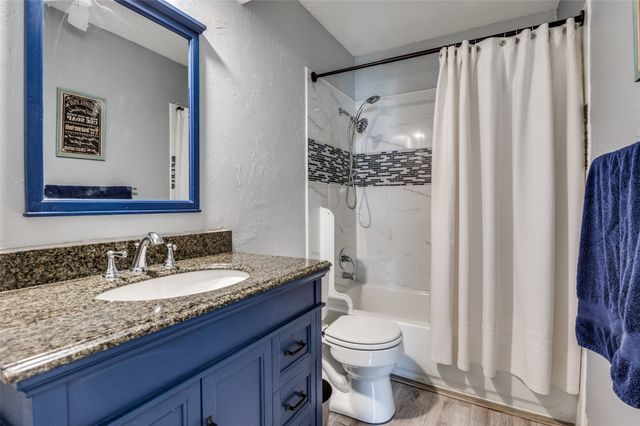 7504 Sean Drive, North Richland Hills, TX 76182