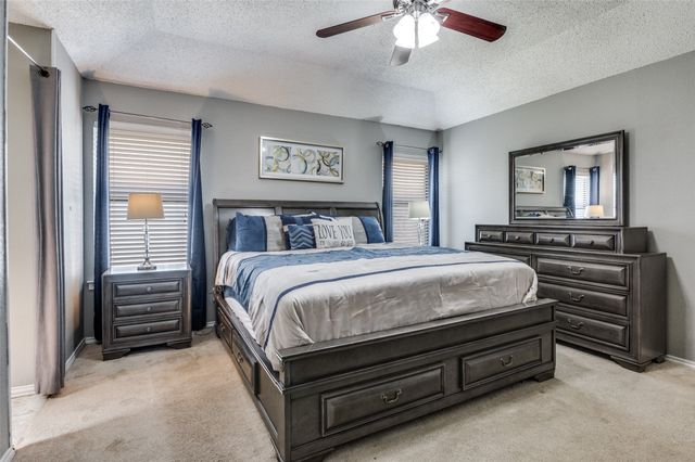 7504 Sean Drive, North Richland Hills, TX 76182