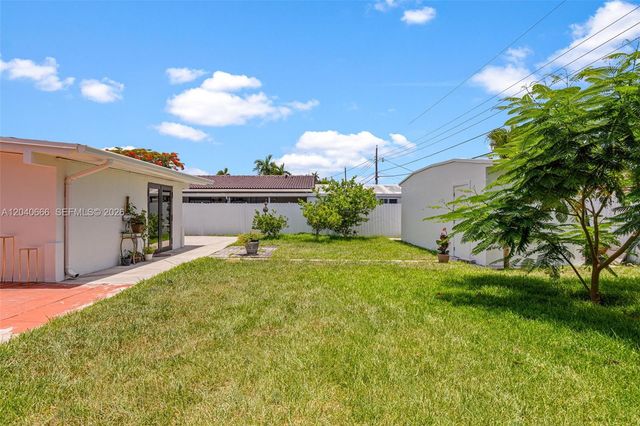 7701 W 16th Ct, Hialeah, FL 33014