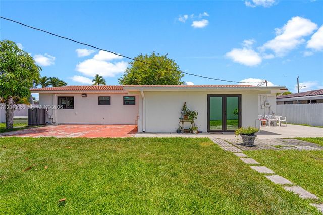 7701 W 16th Ct, Hialeah, FL 33014