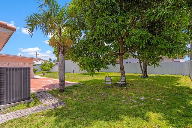 7701 W 16th Ct, Hialeah, FL 33014