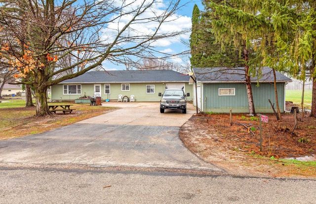 N5121 36TH DRIVE, Fremont, WI 54940