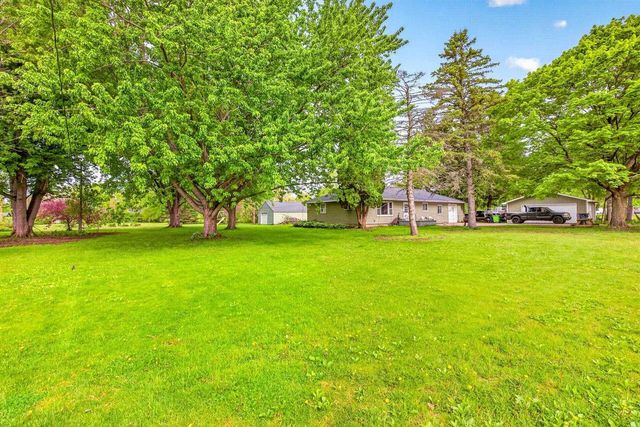N5121 36TH DRIVE, Fremont, WI 54940