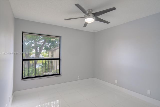 3745 Cocoplum Circle 3561, Coconut Creek, FL 33063