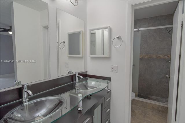 3745 Cocoplum Circle 3561, Coconut Creek, FL 33063