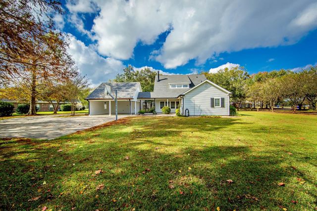 425 Hale Drive, Thibodaux, LA 70301
