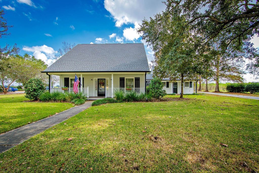 425 Hale Drive, Thibodaux, LA 70301