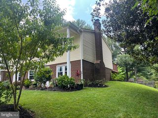 4803 LOCKWOOD LN, Woodbridge, VA 22193