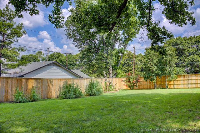 4512 S Lewis Place, Tulsa, OK 74105