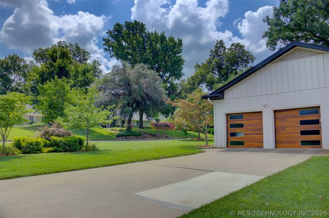 4512 S Lewis Place, Tulsa, OK 74105