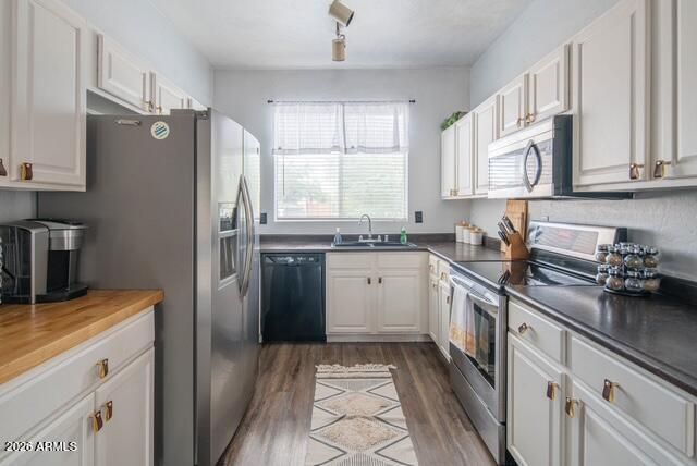 15305 W BANFF Lane, Surprise, AZ 85379