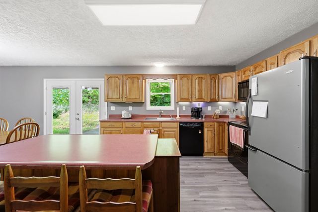 101 Gene White Lane, Morehead, KY 40351