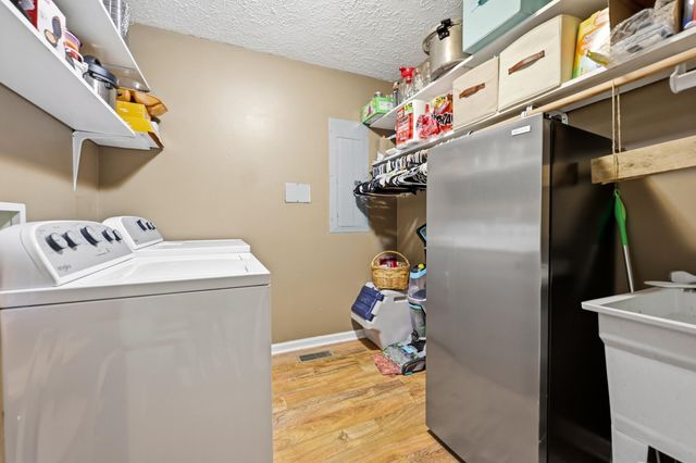 101 Gene White Lane, Morehead, KY 40351