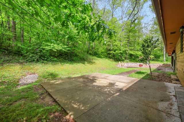101 Gene White Lane, Morehead, KY 40351