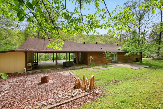 101 Gene White Lane, Morehead, KY 40351