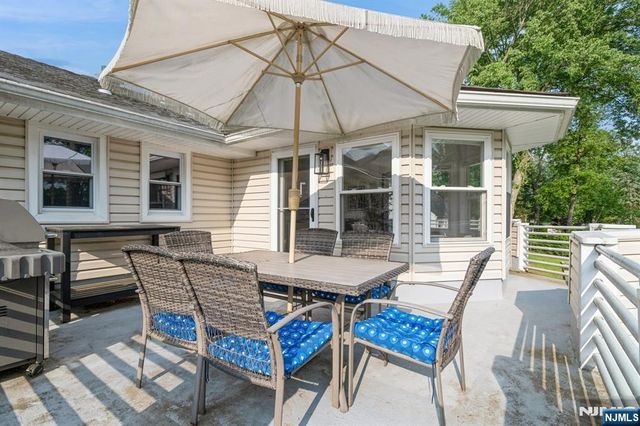 83 Cottage Place, Westwood, NJ 07675