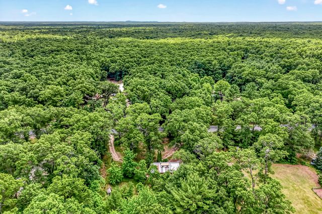 4270 Duck Lake Road, Whitehall, MI 49461