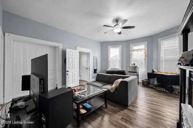 3704 Taylor Blvd, Louisville, KY 40215