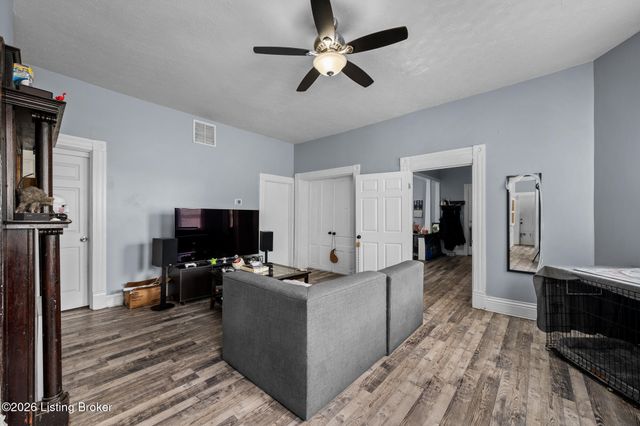 3704 Taylor Blvd, Louisville, KY 40215