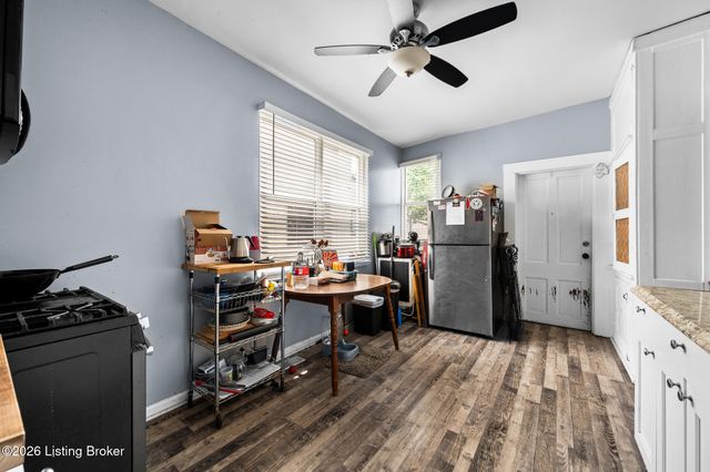3704 Taylor Blvd, Louisville, KY 40215