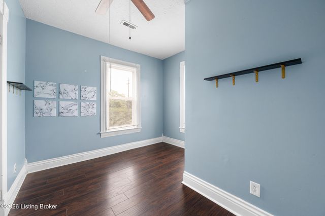 3704 Taylor Blvd, Louisville, KY 40215