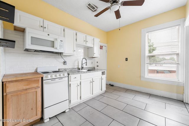 3704 Taylor Blvd, Louisville, KY 40215