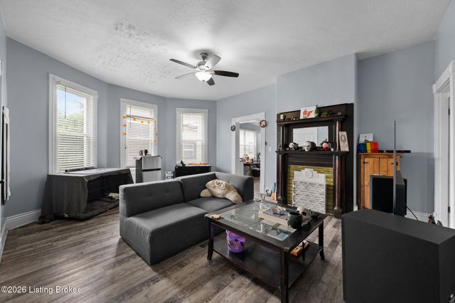 3704 Taylor Blvd, Louisville, KY 40215