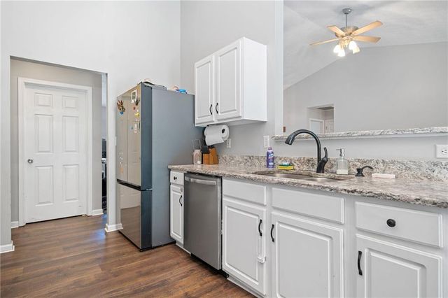 8460 River Hill Commons Drive, Ball Ground, GA 30107