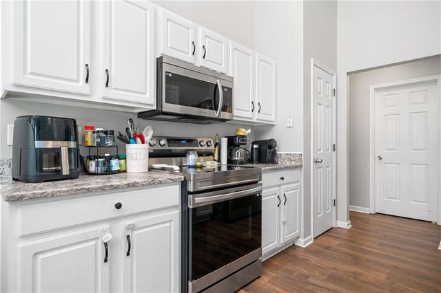 8460 River Hill Commons Drive, Ball Ground, GA 30107