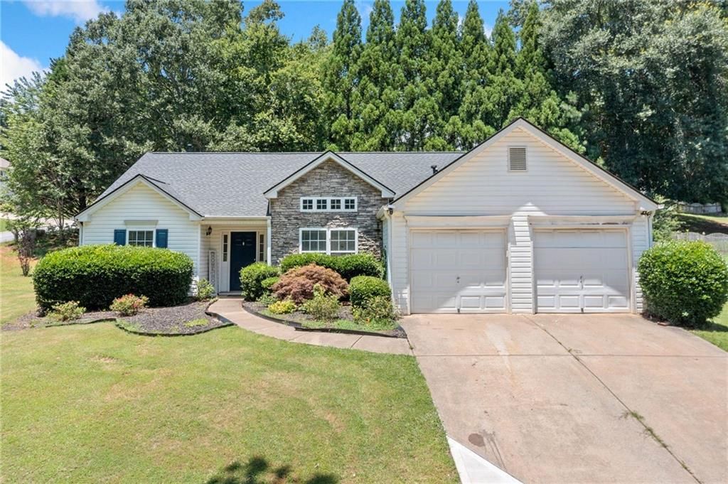 8460 River Hill Commons Drive, Ball Ground, GA 30107