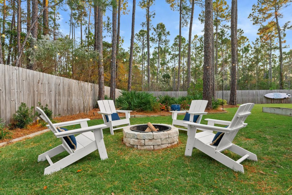 Image 36 of property listing at 39 Deal Court, Santa Rosa Beach, FL 32459