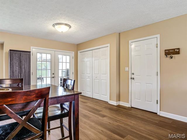 336 E Lake Drive, Edwardsville, IL 62025