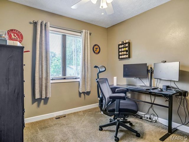 336 E Lake Drive, Edwardsville, IL 62025