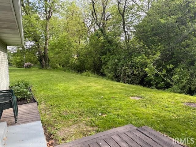 212 Brookview Lane, Flora, IN 46929