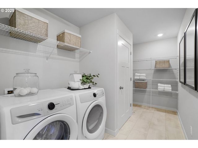 33362 Sw Rokin Way, Scappoose, OR 97056