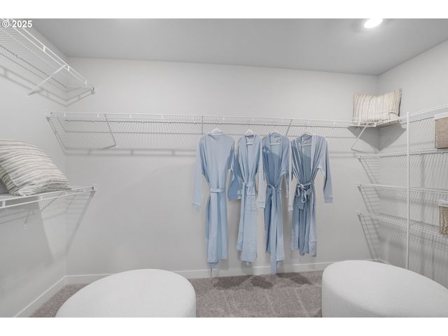 33362 Sw Rokin Way, Scappoose, OR 97056