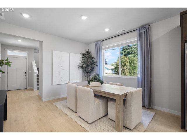 33362 Sw Rokin Way, Scappoose, OR 97056