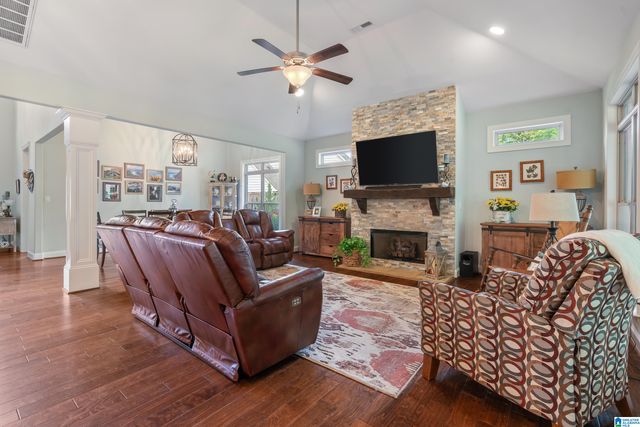 533 KIRKWALL CIRCLE, Pelham, AL 35124