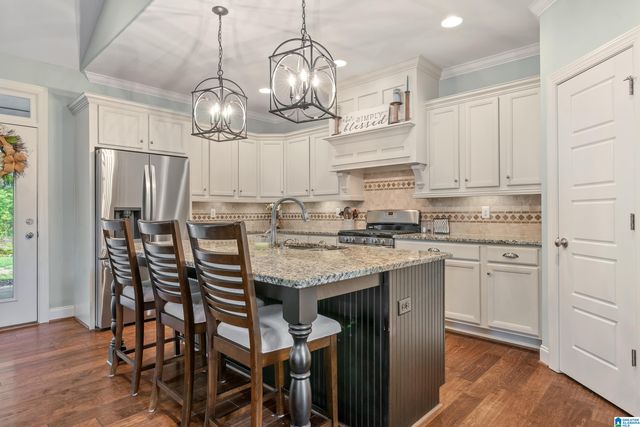 533 KIRKWALL CIRCLE, Pelham, AL 35124