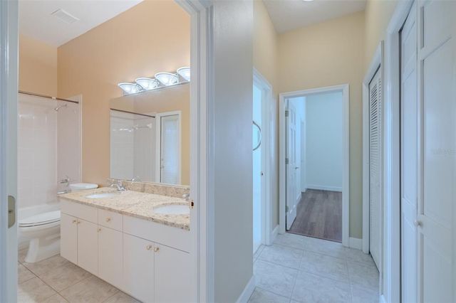 6012 HAMMOCK HILL AVENUE, Lithia, FL 33547