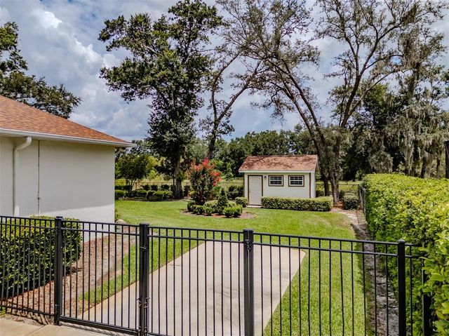 6012 HAMMOCK HILL AVENUE, Lithia, FL 33547