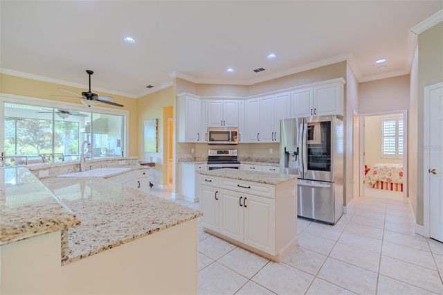 6012 HAMMOCK HILL AVENUE, Lithia, FL 33547