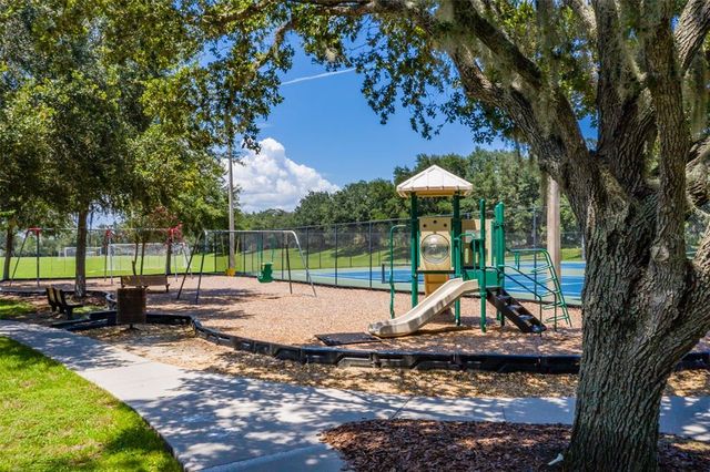 6012 HAMMOCK HILL AVENUE, Lithia, FL 33547