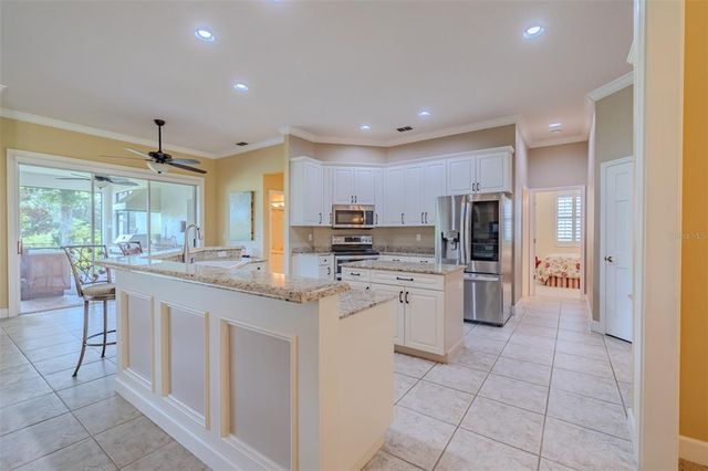 6012 HAMMOCK HILL AVENUE, Lithia, FL 33547