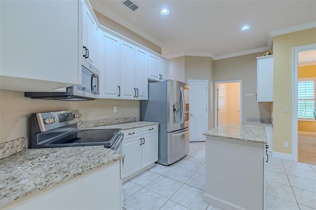 6012 HAMMOCK HILL AVENUE, Lithia, FL 33547