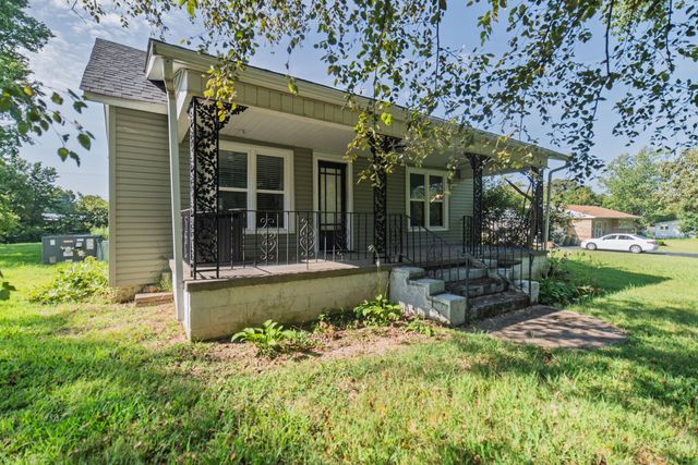 7870 Woodville Road, West Paducah, KY 42086