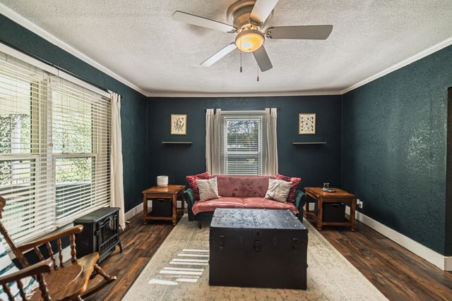 7870 Woodville Road, West Paducah, KY 42086