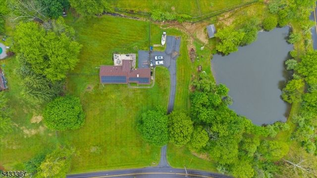 650 Woodglen Rd, Lebanon Twp., NJ 08826