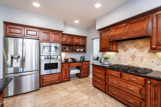 5027 Castle Combes Ct, Granite Bay, CA 95746