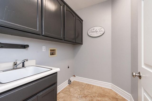 5027 Castle Combes Ct, Granite Bay, CA 95746